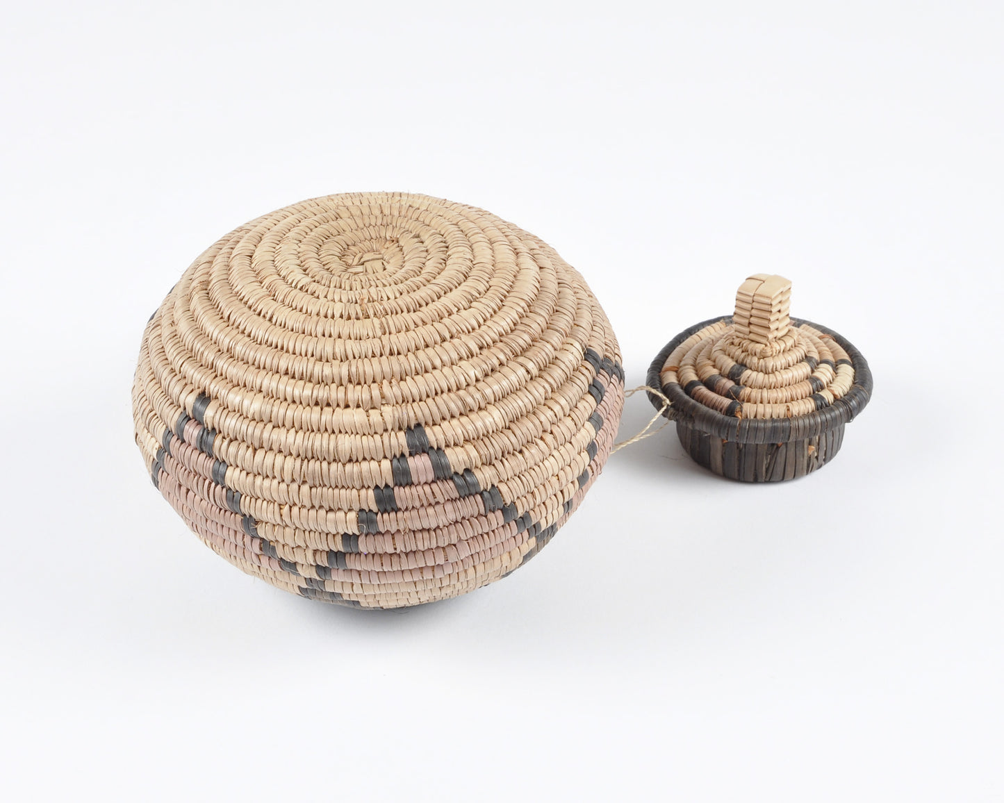 Vintage African Zulu Tribal Hand Woven Basket Lidded Traditional Ukhamba-Two Tone Detail Tamara Scott Designs