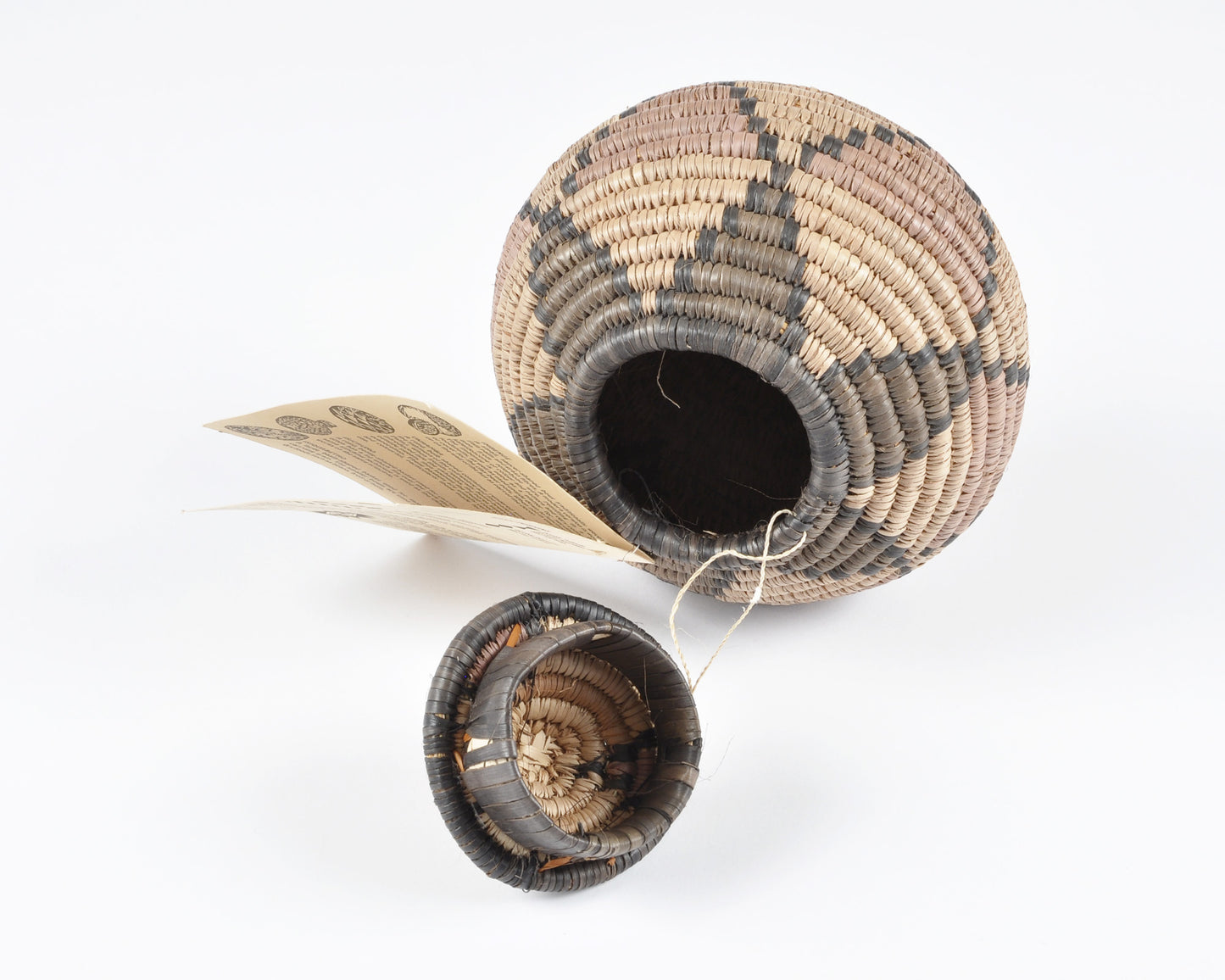 Vintage African Zulu Tribal Hand Woven Basket Lidded Traditional Ukhamba-Two Tone Detail Tamara Scott Designs