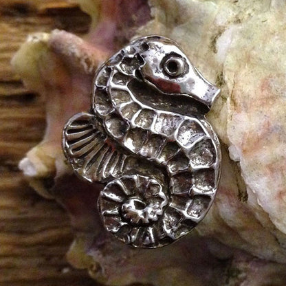 Green Girl Studios-12x22mm Pewter Button-Seahorse