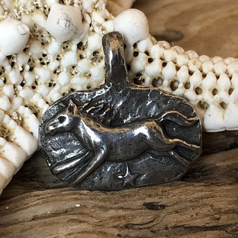 Green Girl Studios-21x14xmm Pewter Pendant-Brave Horse-Antique Pewter